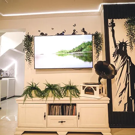 The Oasis - Retro Modern Vogue *