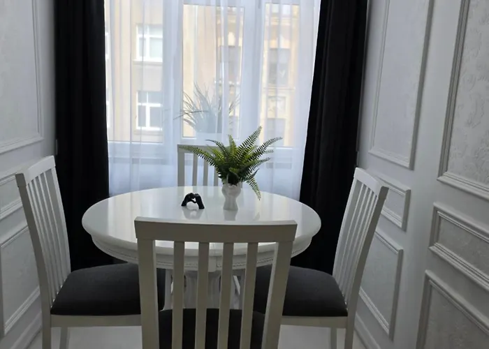 The Oasis - Retro Modern Vogue * Рига